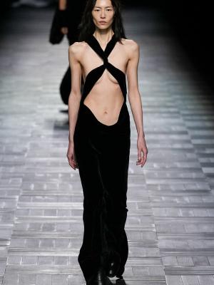 Ann Demeulemeester FW-2023/24 (осень-зима 2023/24) (99067-Ann-Demeulemeester-FW-2023-03.jpg)