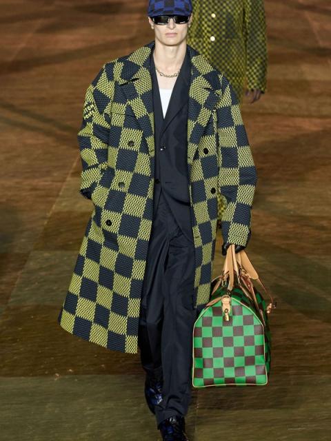 Louis Vuitton Menswear SS-2024 (весна-лето 2024) (99500-Louis-Vuitton-Menswear-SS-2024-09.jpg)