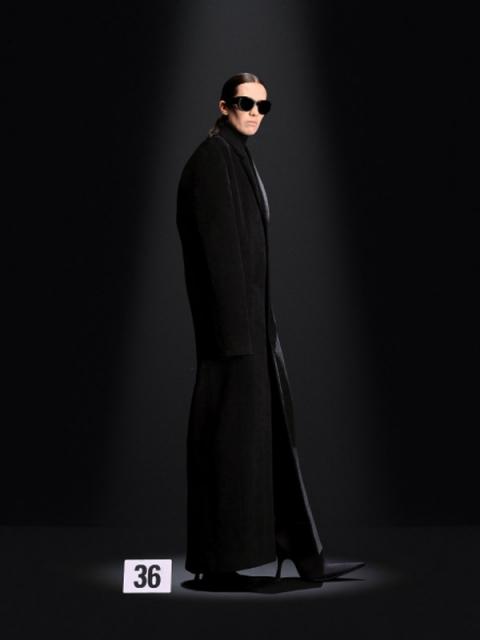 Balenciaga Haute Couture осень-зима 2023 (99814-Balenciaga-Couture-FW-2023-09.jpg)