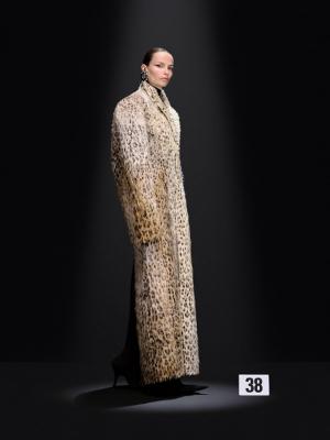 Balenciaga Haute Couture осень-зима 2023 (99814-Balenciaga-Couture-FW-2023-10.jpg)