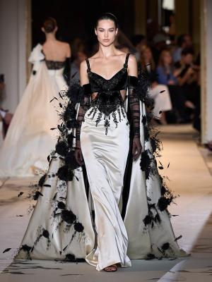 Zuhair Murad Couture осень-зима 2023 (99927-Zuhair-Murad-FW-2023-02.jpg)